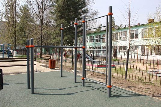 Спортивный комплект во двор школы - Москва