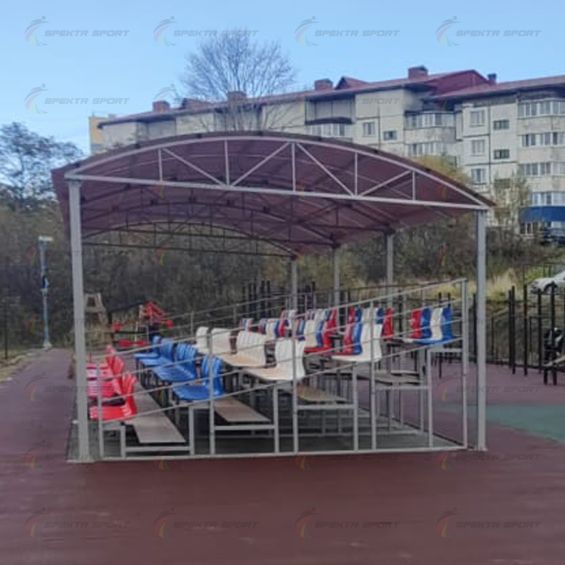 Трибуна для зрителей пятирядная на 100 мест с навесом